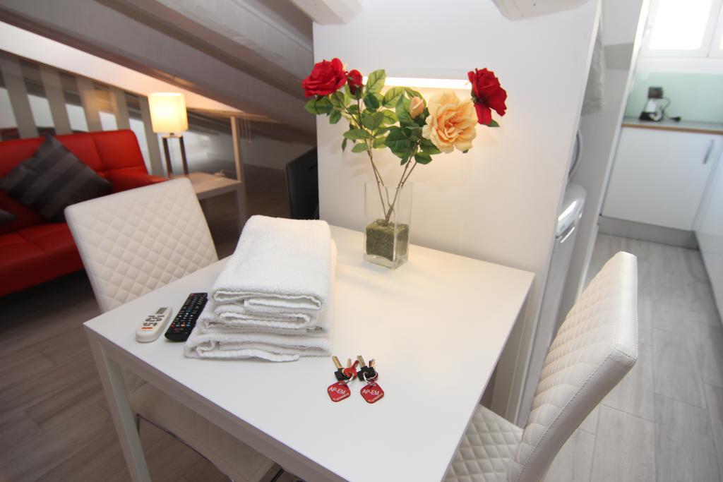 Apartamento Atico En Puerta Del Sol Madrid Exteriör bild