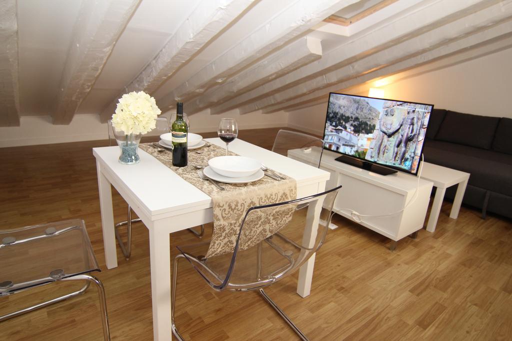 Apartamento Atico En Puerta Del Sol Madrid Exteriör bild